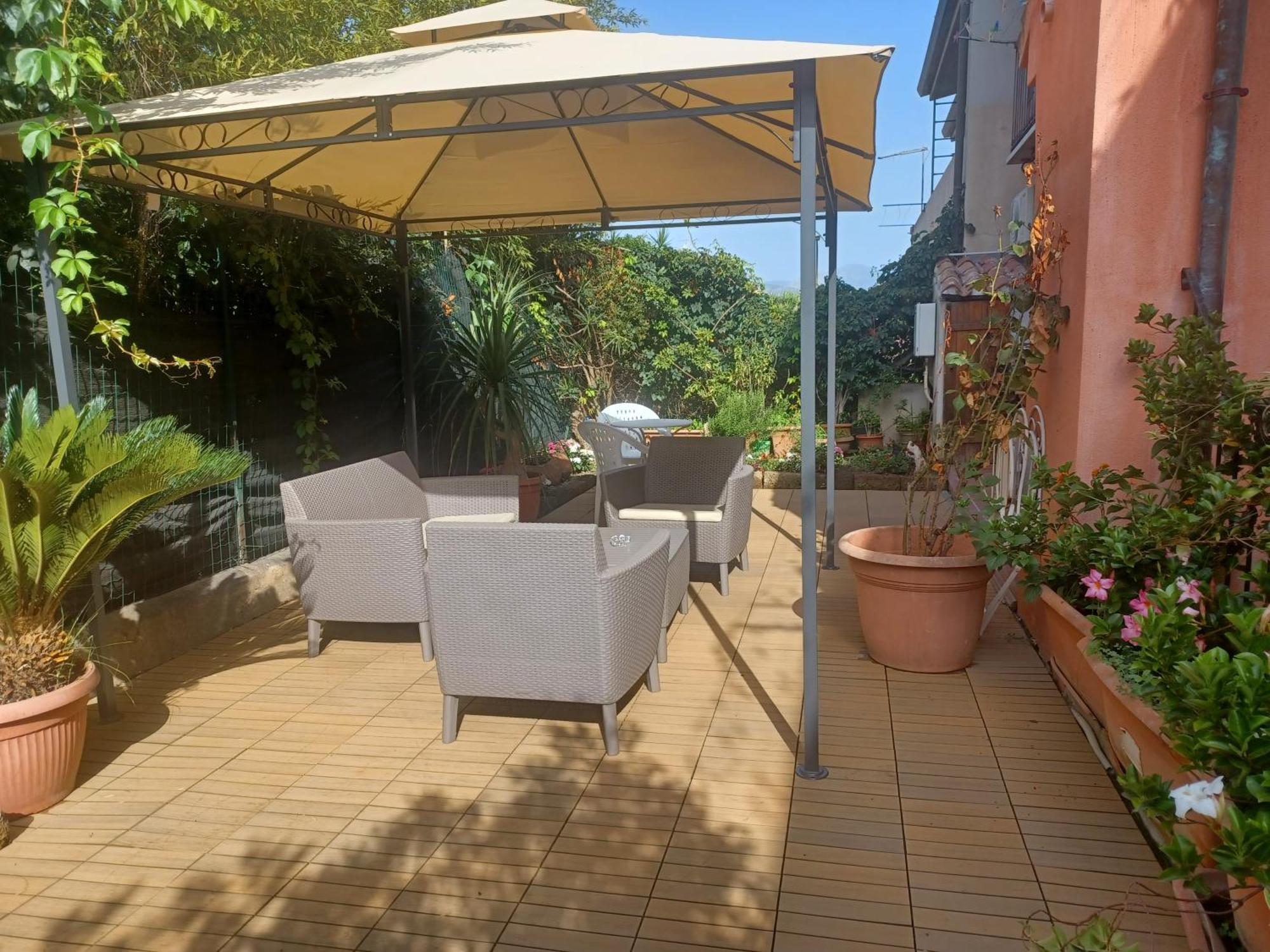 Casa Vacanza Porto Frailis Gia Porto Frailis B&B Àrbatax Eksteriør bilde