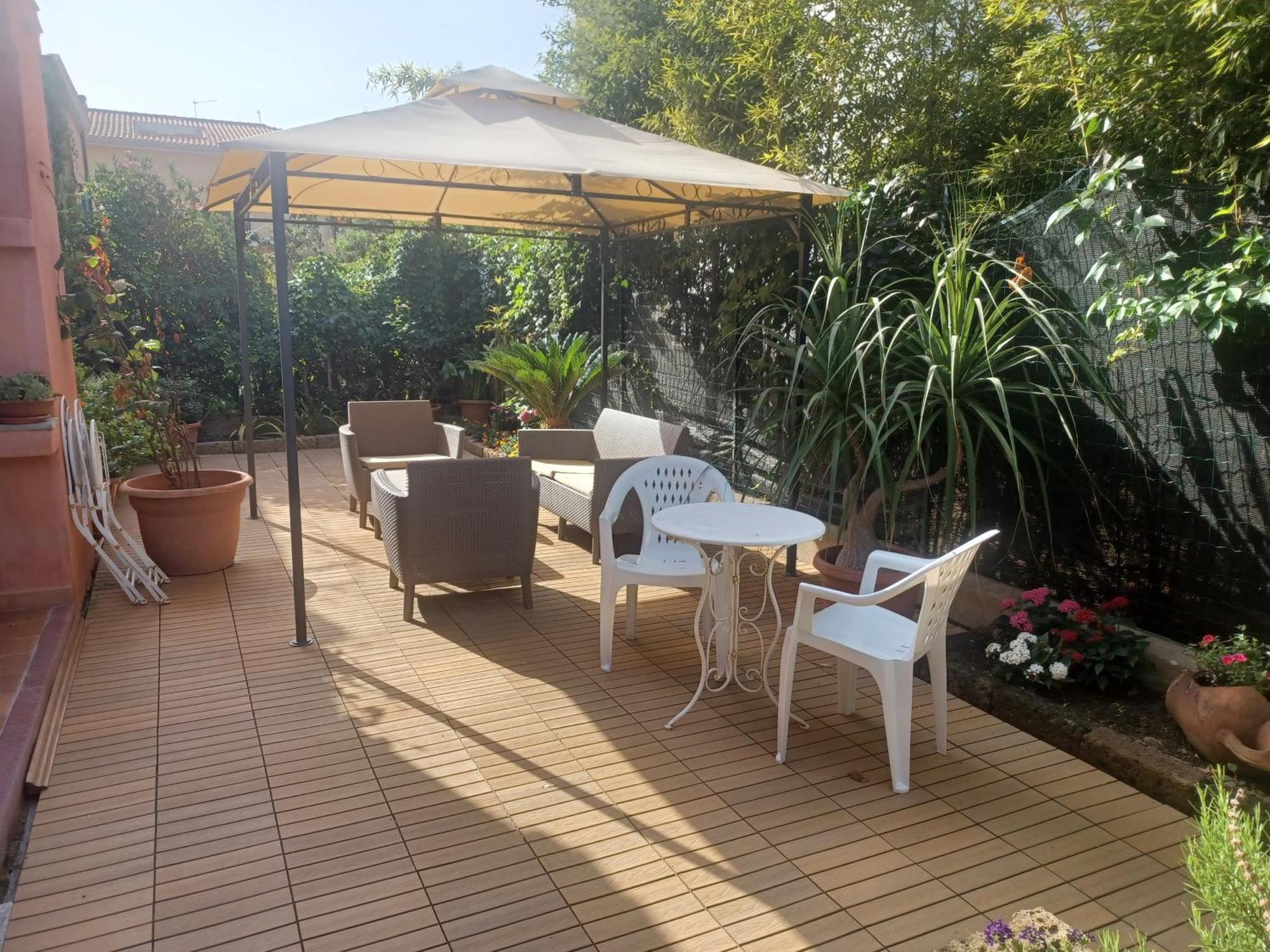 Casa Vacanza Porto Frailis Gia Porto Frailis B&B Àrbatax Eksteriør bilde